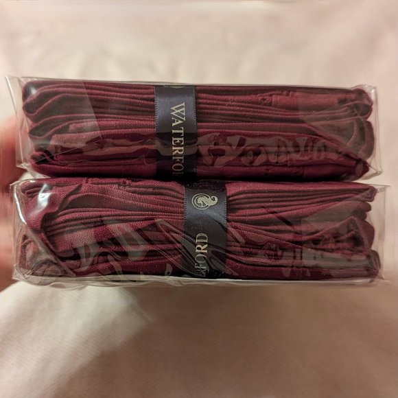 NWT Waterford "Corra" Linen Napkins SET of 8 - Picture 10 of 11